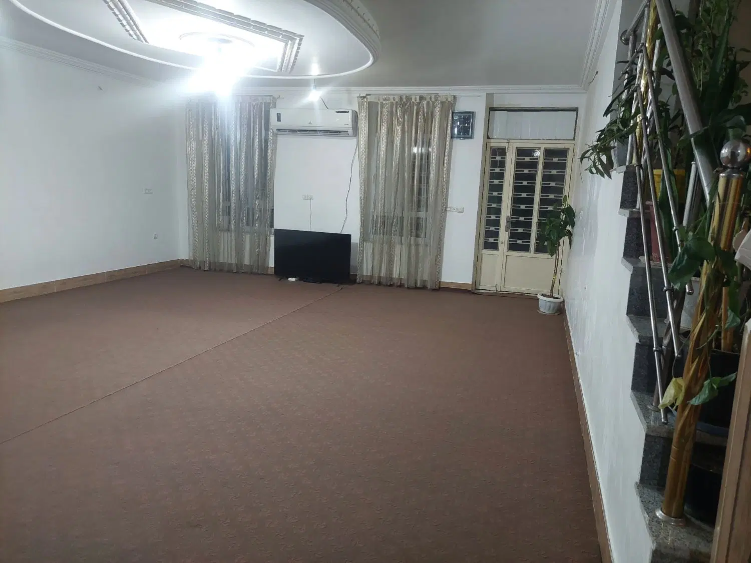 رهن واجاره منزل ویلایی طبقه دوم