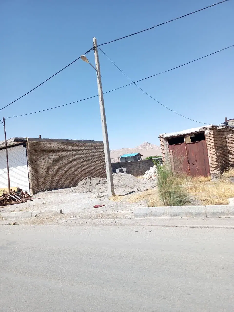 زمین مسکونی 253متر فروشی با سند شش دانگ تک برگ