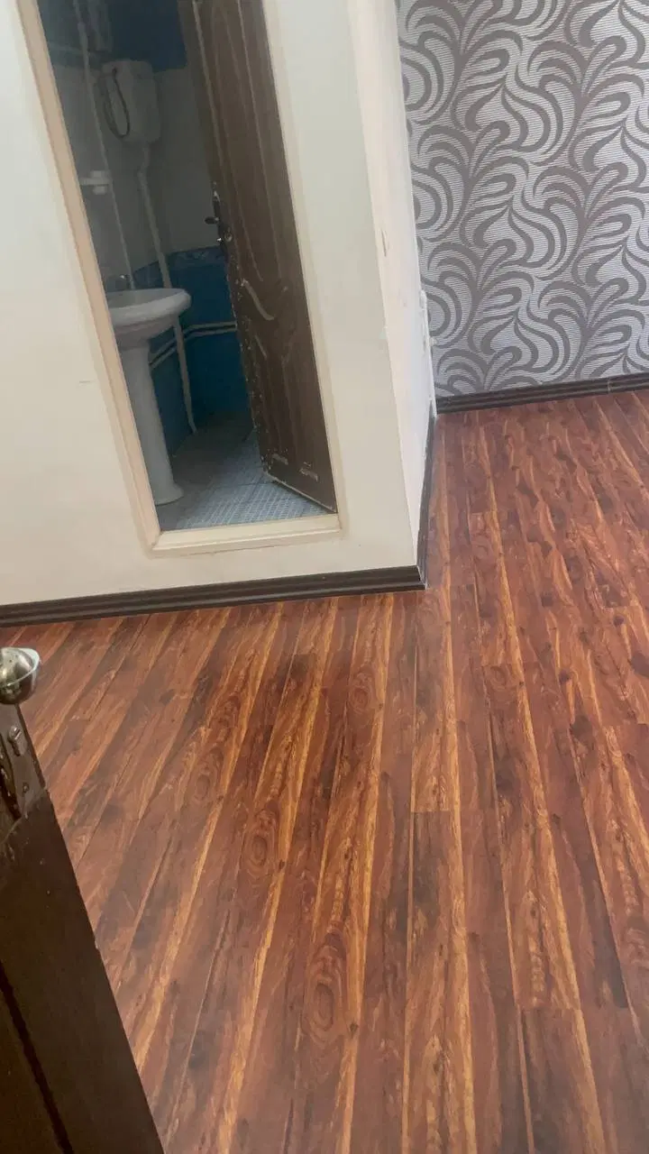 ۹۰ متری رو به رو هتل پارس