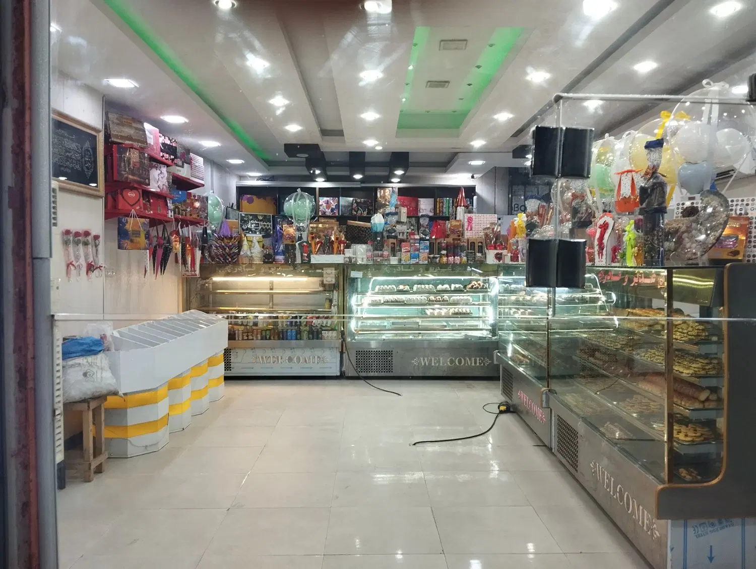 مغازه ومنزل تجاری