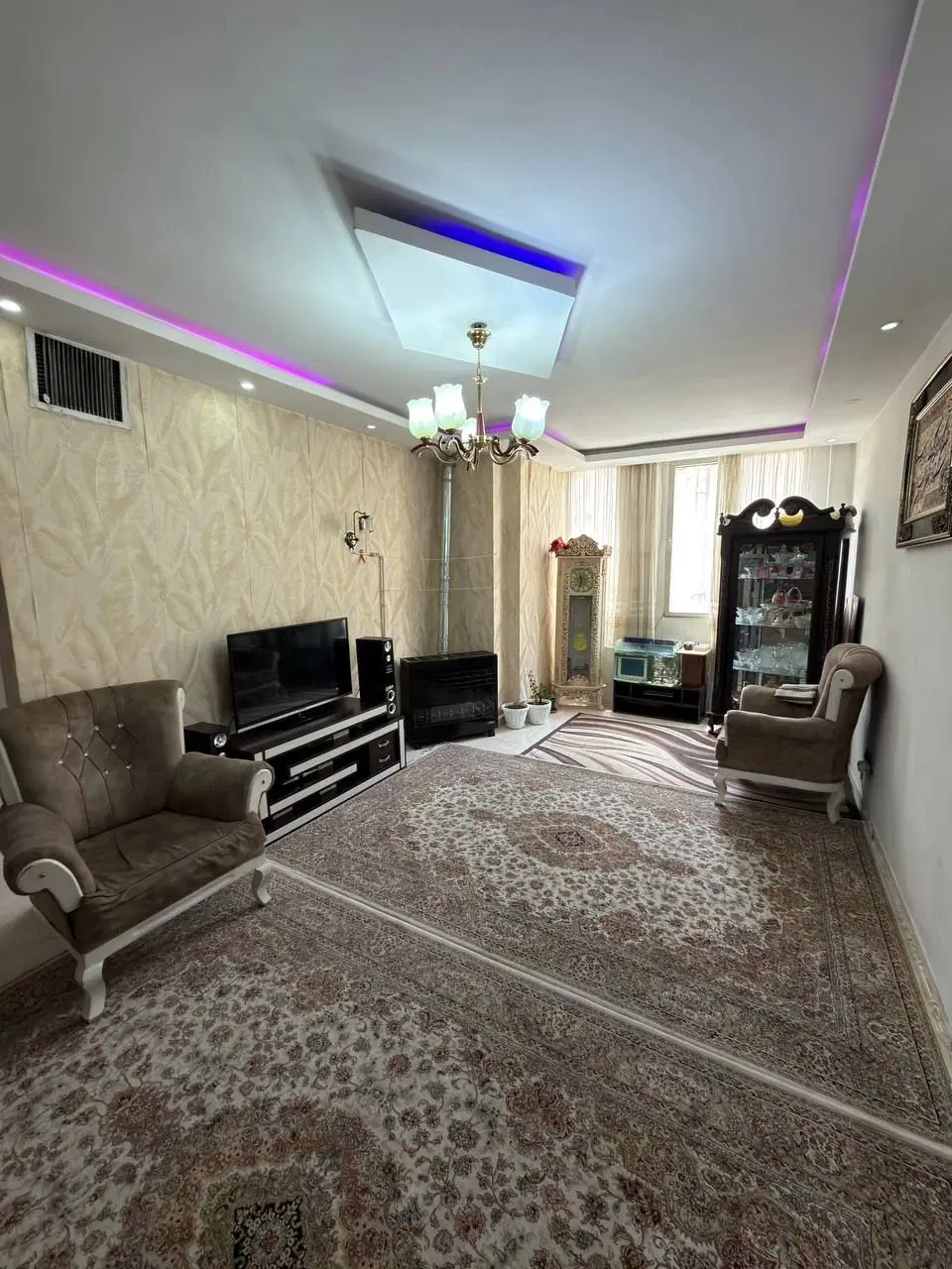 68متر دو خواب چهار واحدی وایین