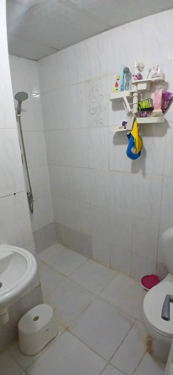 فاز پنج شهرک کوزو بلوک A1  تک خواب