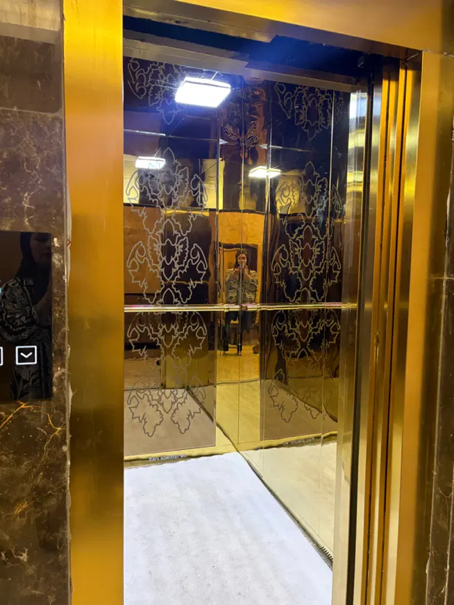 آپارتمان شخصی ساز _خیابان ورزنده(نیکزاد)