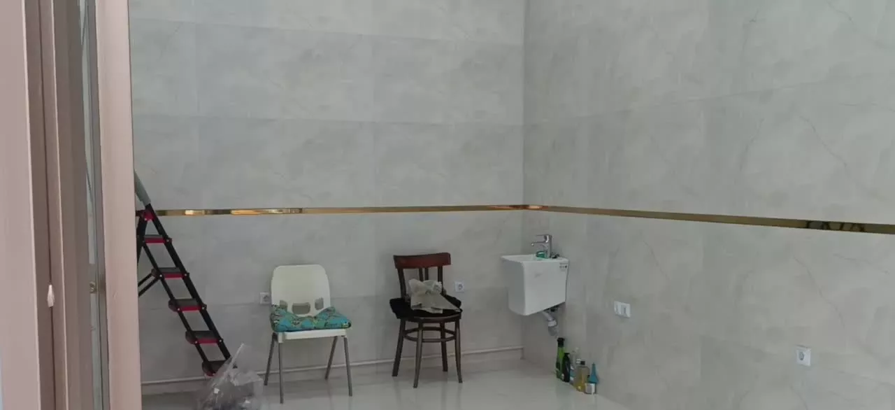 اجاره یک باب مغازه دو نبش بر خیابان اصلی