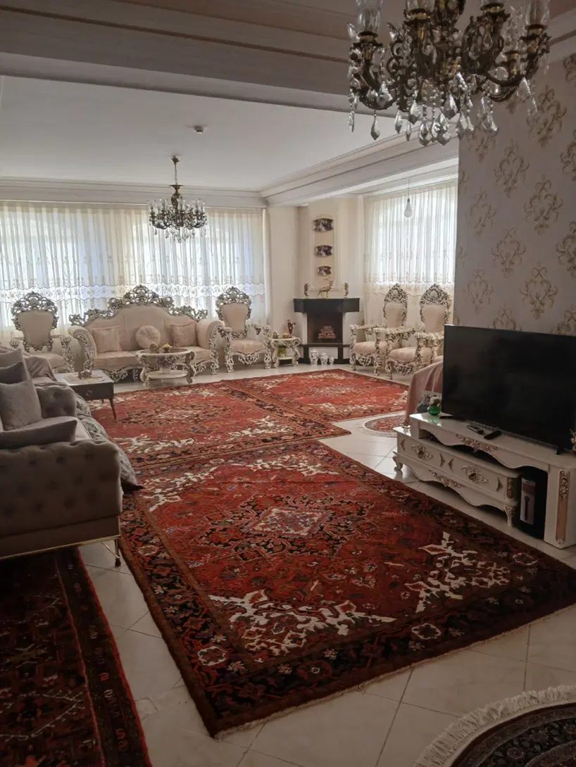 رهن و اجاره الهیه ظفر ۱۳۰ متر دو نبش شمالی