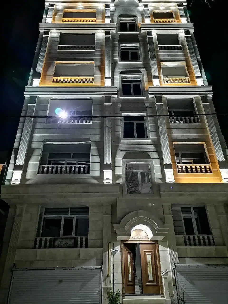 اپارتمان ۱۲۰متری زرافشان فول امکانات سنداماده