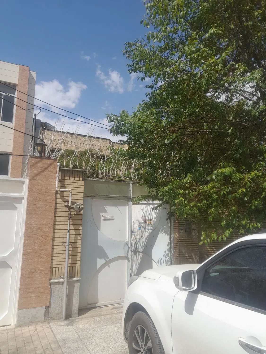 سیدرضی ۴۴ویلایی۲۵۰متری شمالی  مناسب ساخت