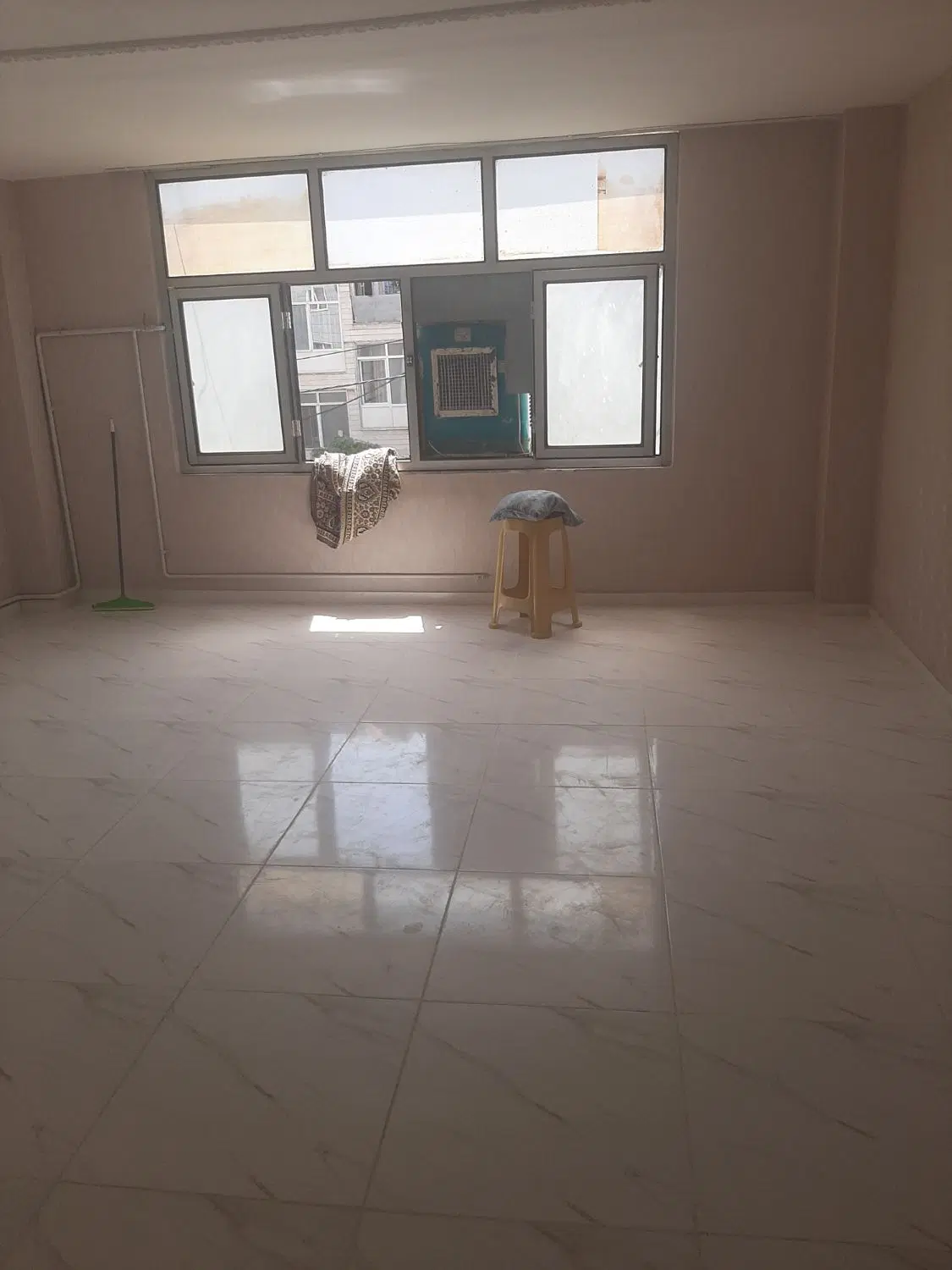 واحد۵۰متری بسیارتمیزپارکینگ اختصاصی املاک سرپناه