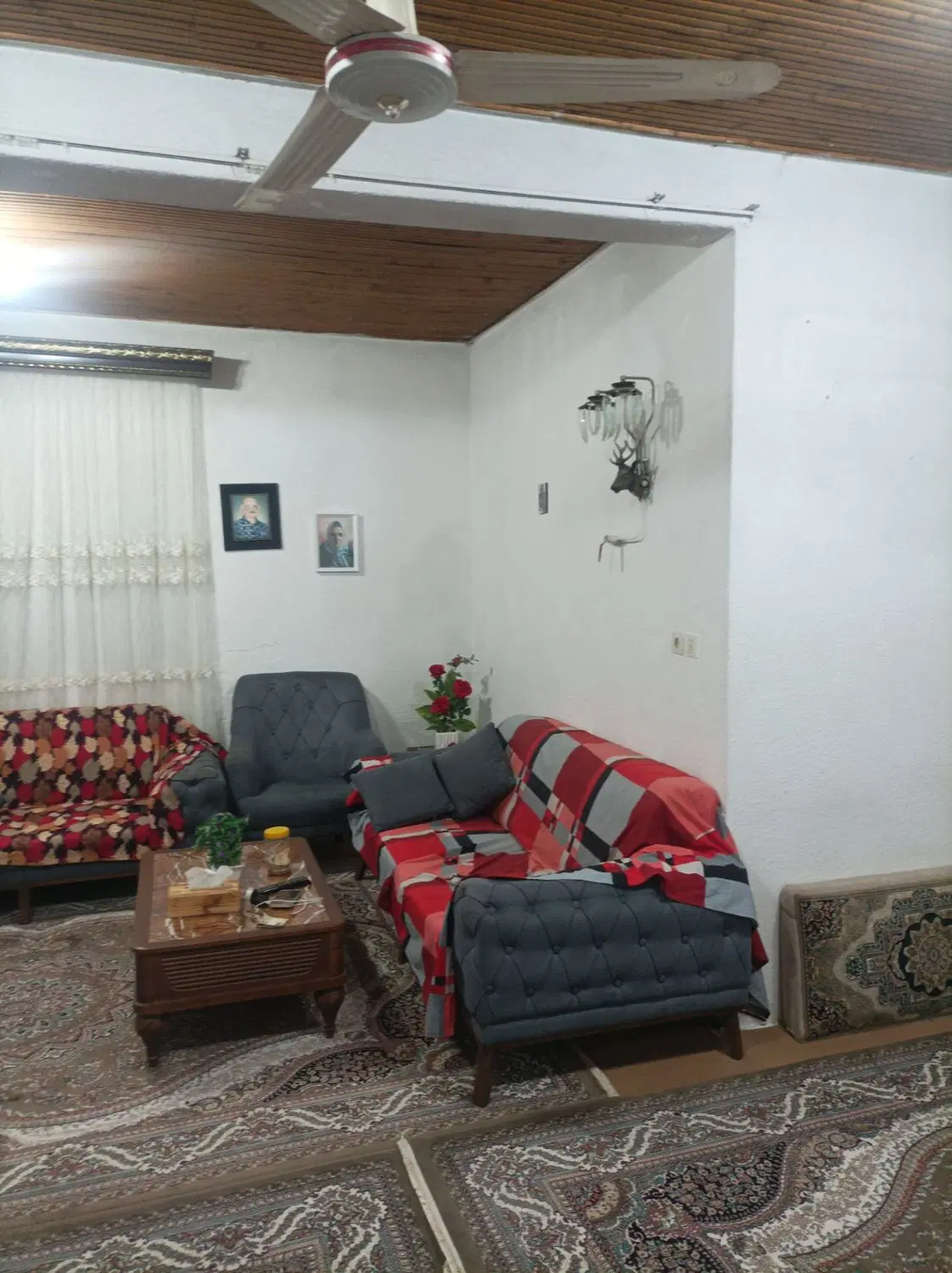 ویلایی دو واحد همراه دو باب مغازه