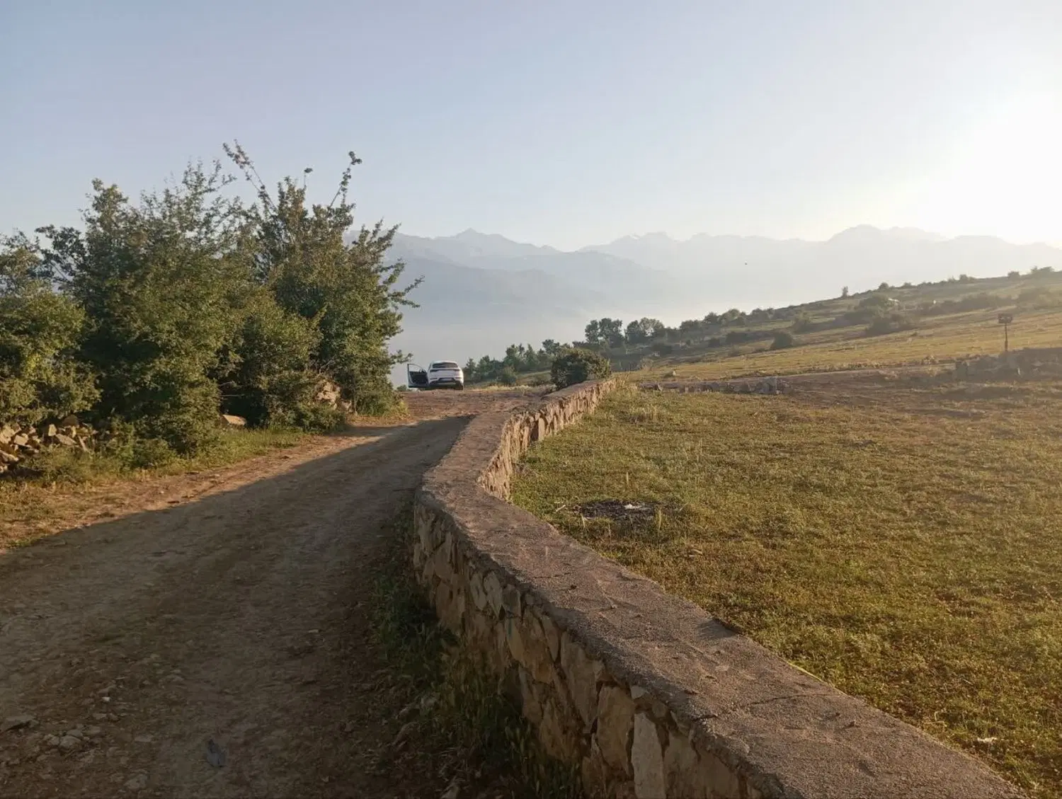 زمین بام کلمه در کلاردشت