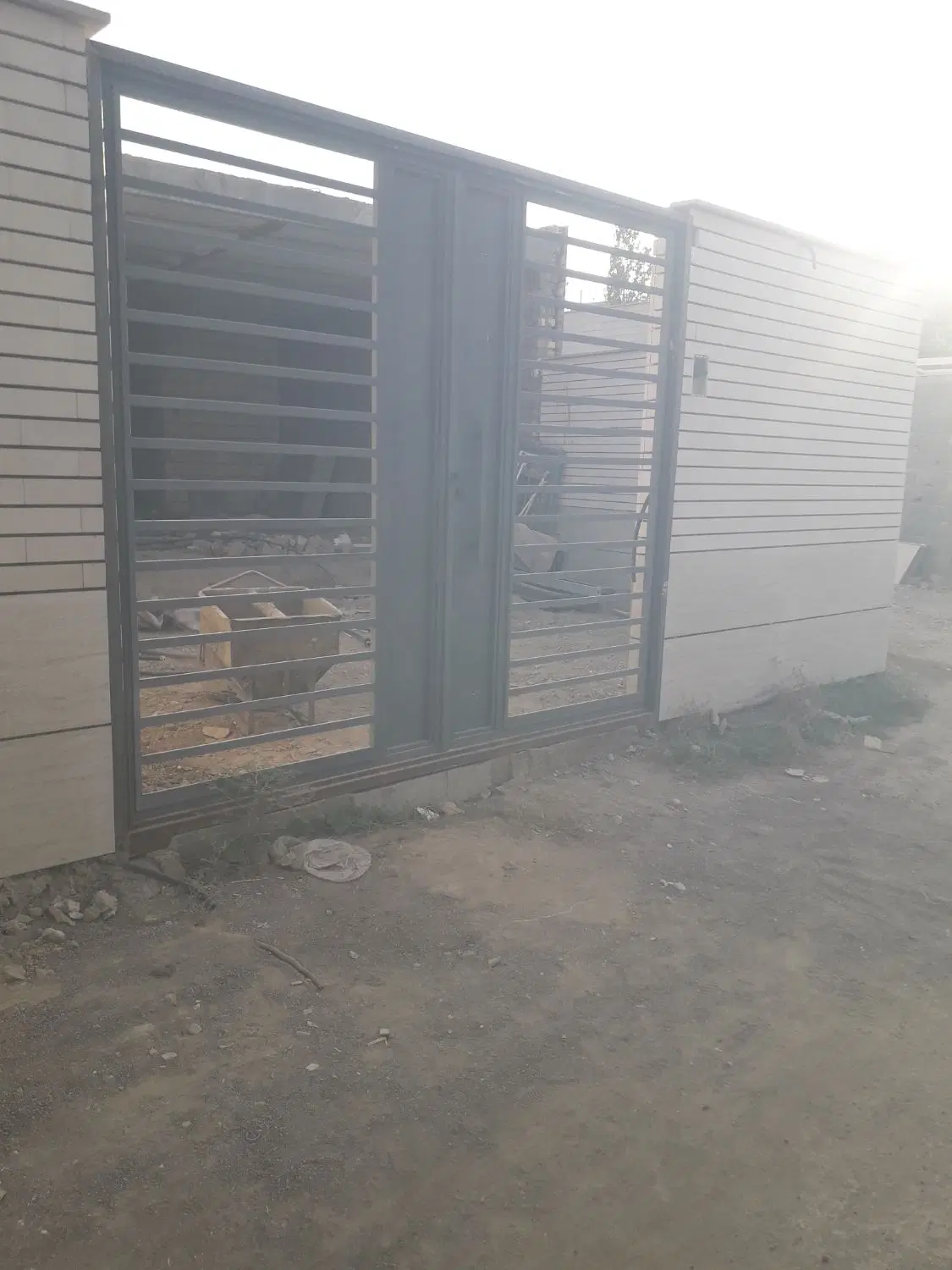 خانه ۱۰۰متری فین بزرگ.روبرو مسجدجامع