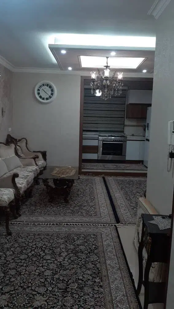 فروش آپارتمان ۷۲متر طبقه چهارم با آسانسور