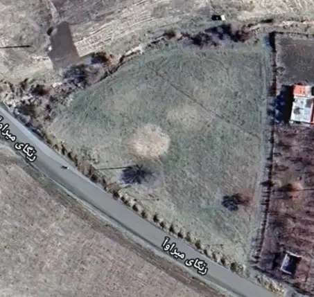 زمین خام روستای میرآباد سفلی سر جاده آسفالت