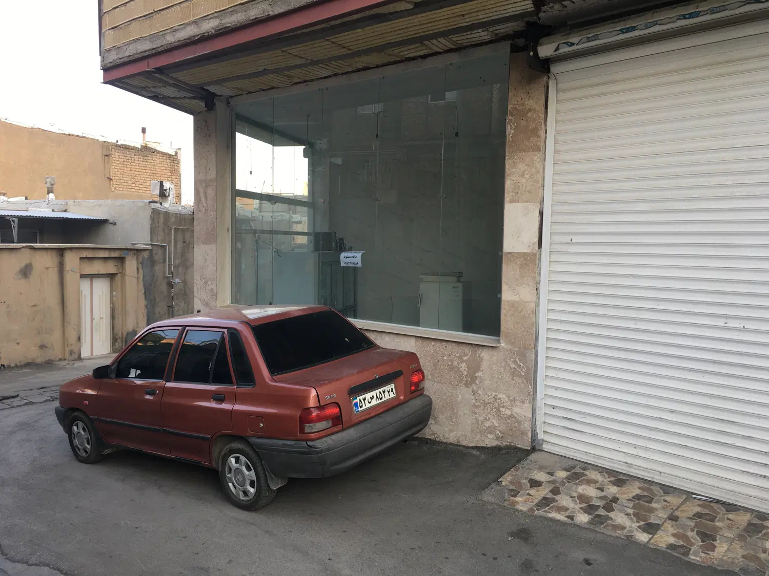 اجاره یک باب مغازه تجاری