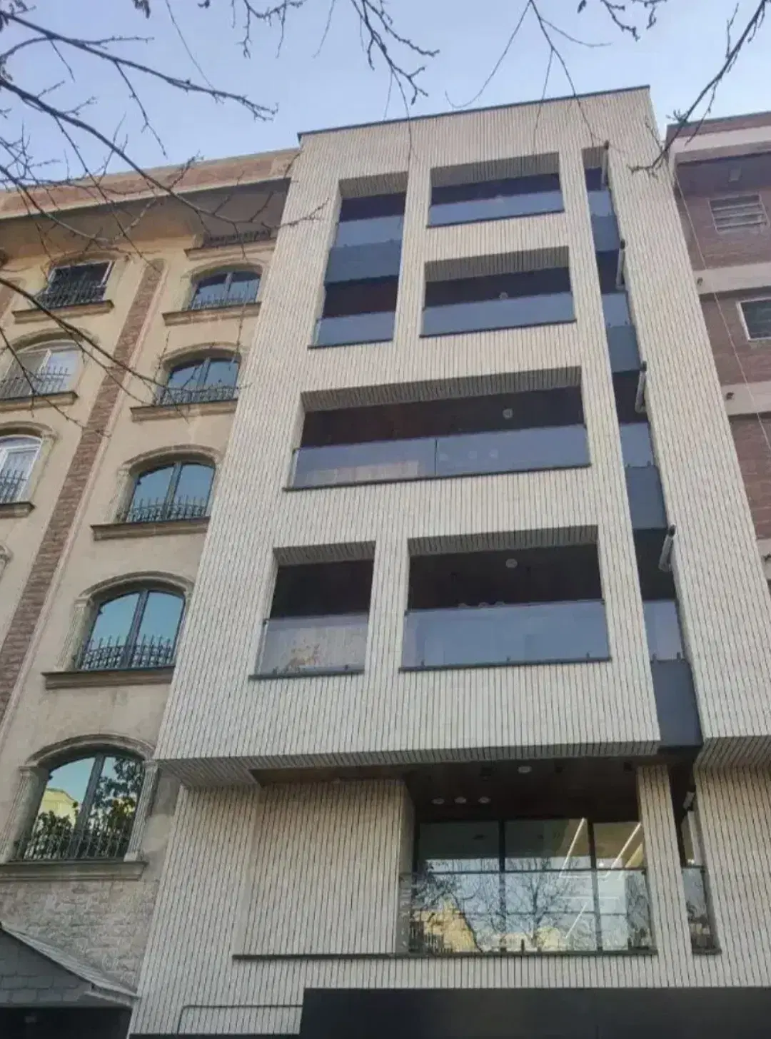 سه‌راه طالقانی خ خواجه نصیر ۵۰متر ۱خواب