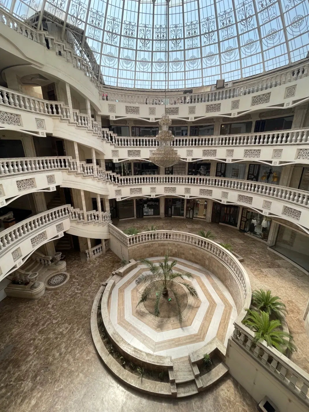 مغازه تجاری