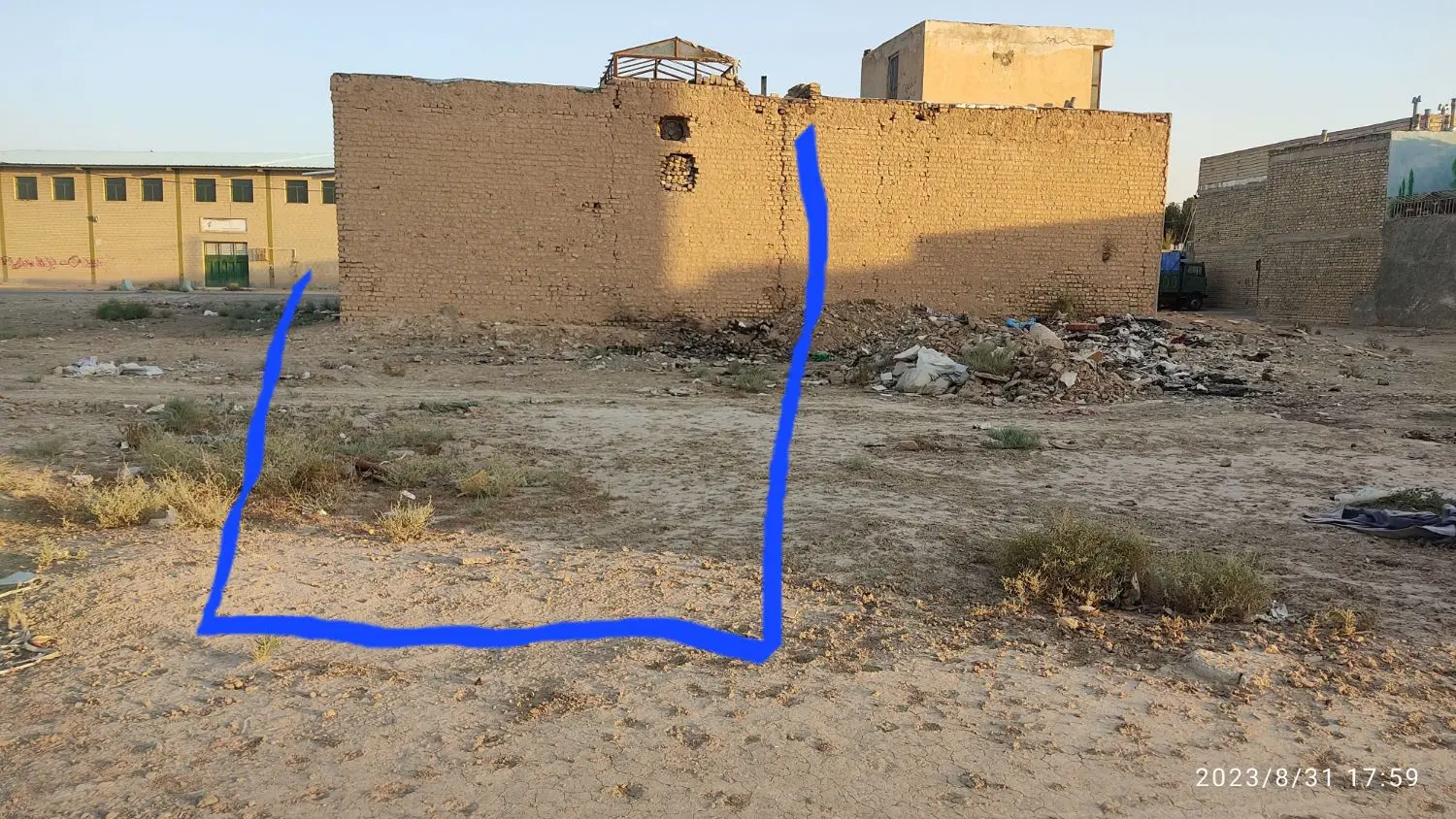 زمین مسکونی