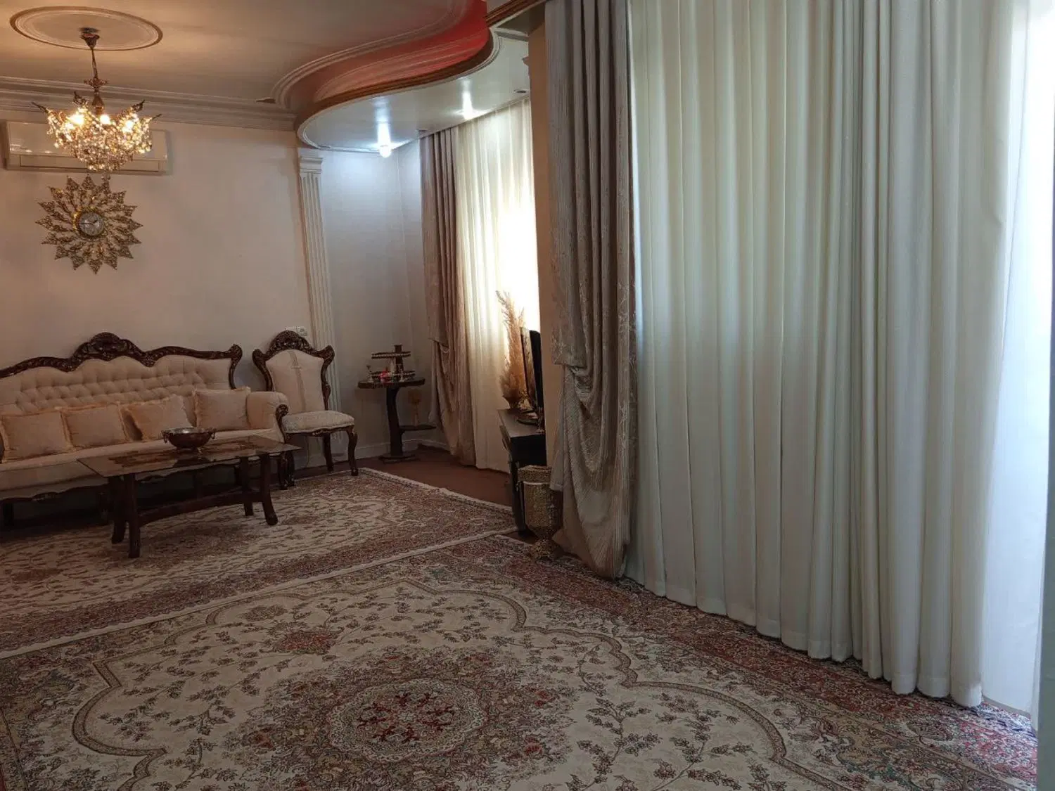 پنجاه متری معروف خانی