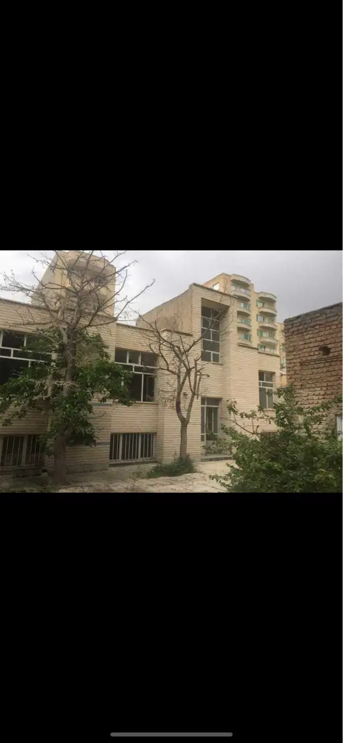 کلنگی تجاری بر بلوار وحیدیه