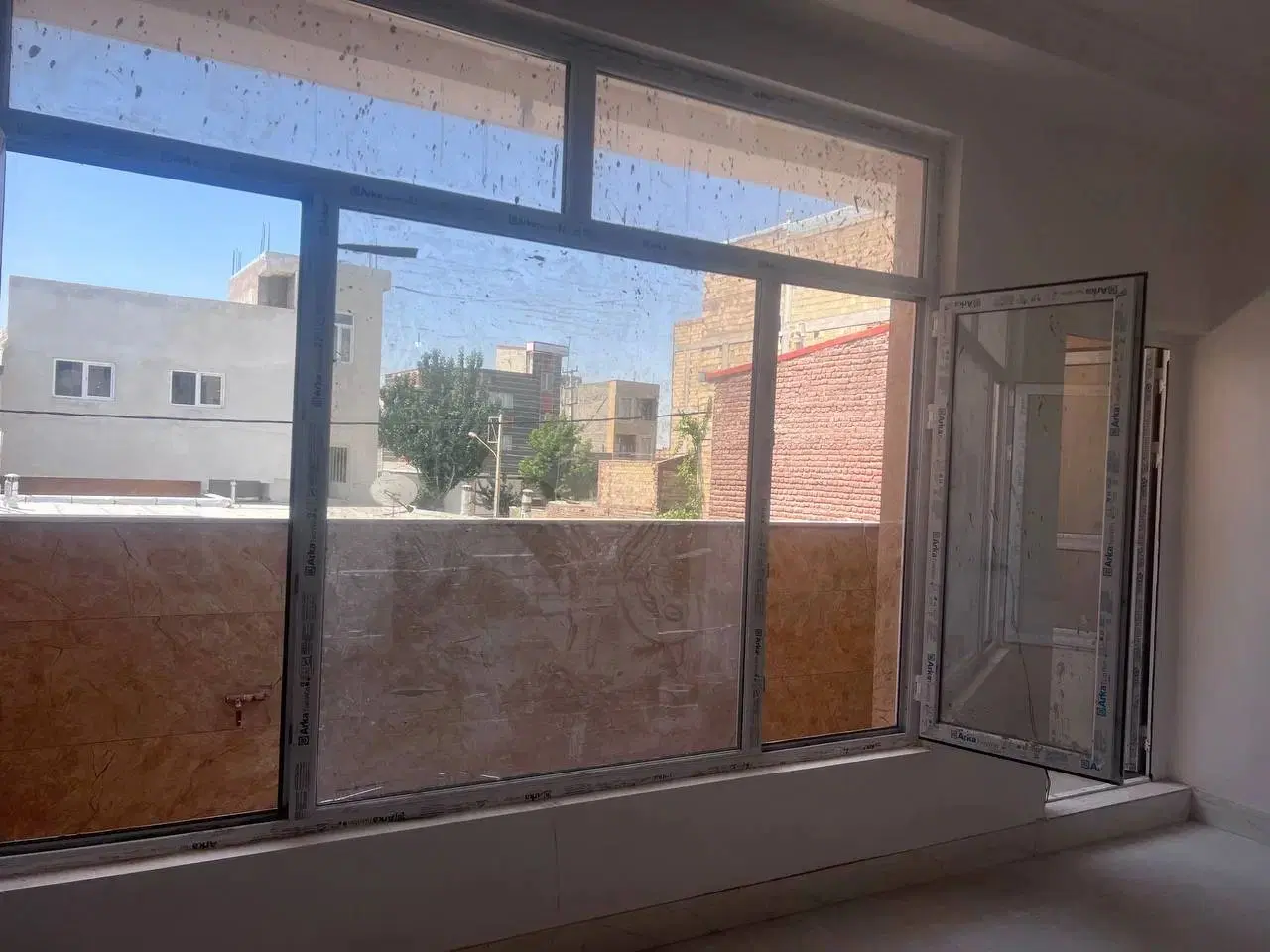 فروش واحدهای مسکونی طالبخان