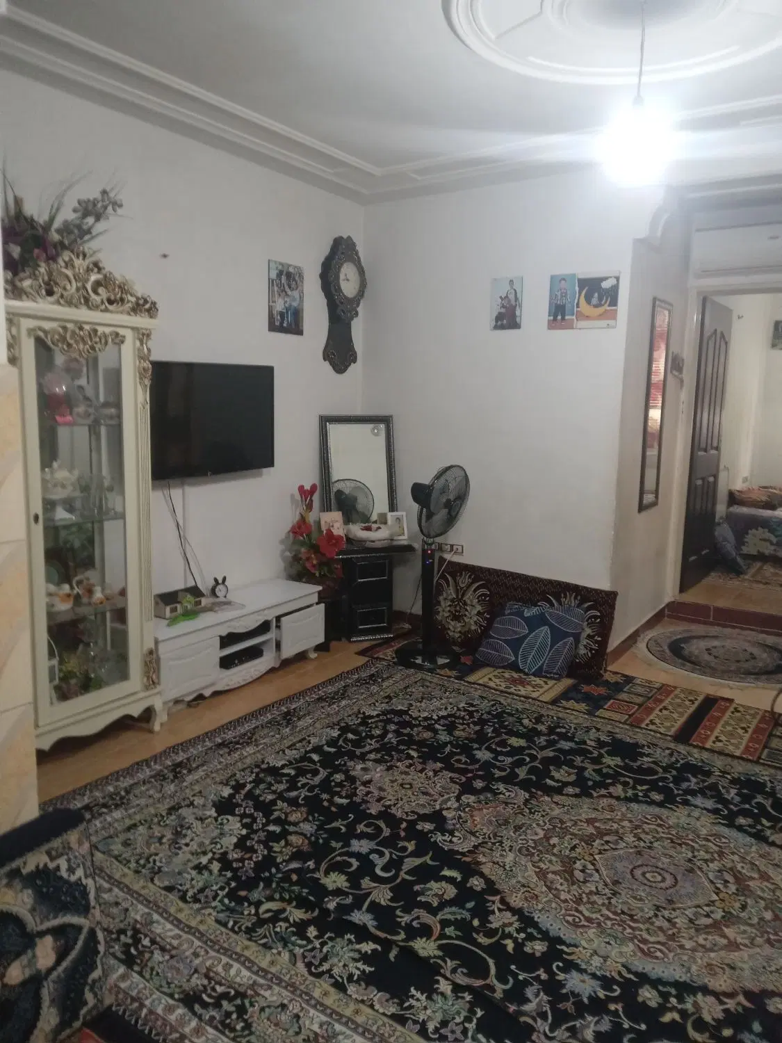 رهن واجاره واحد۷۰ متری درباهنر