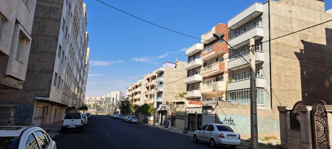 فروش واحد ۱۱۱متری فرشته شمالی الیه نصر