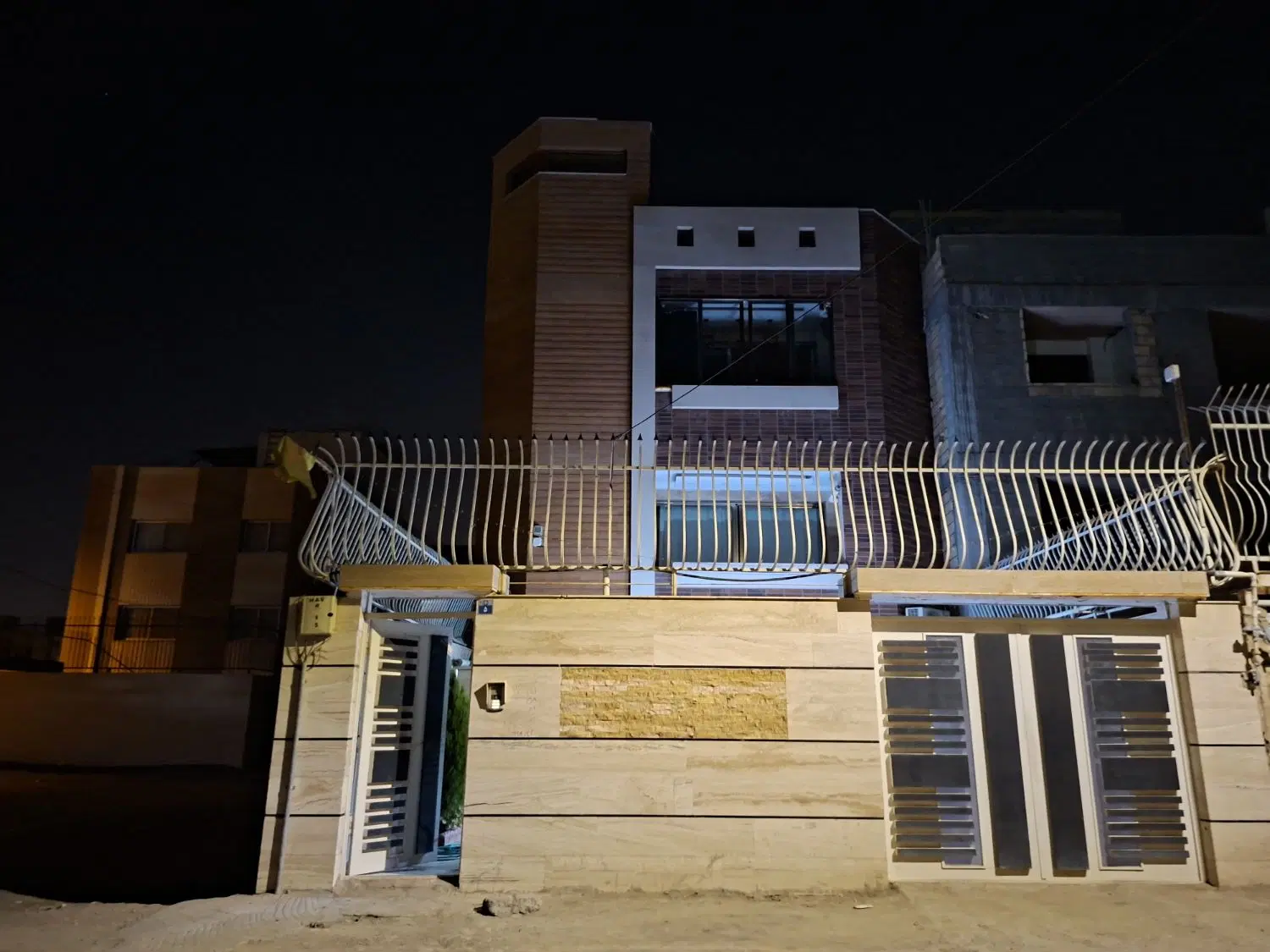خانه ویلایی شهرک حکمتیان