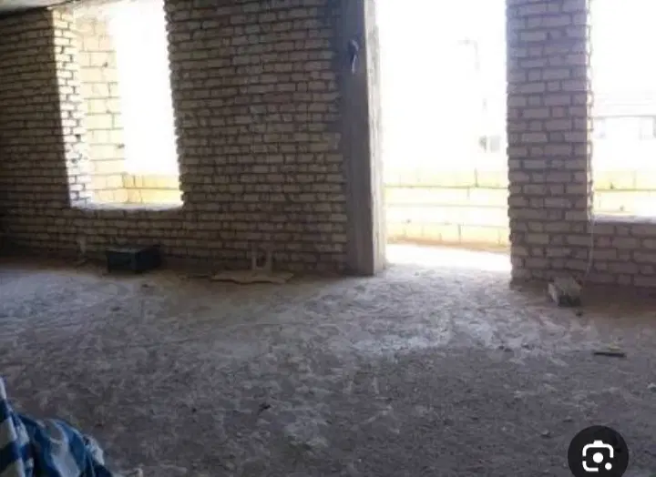 خانه نیمه کاره