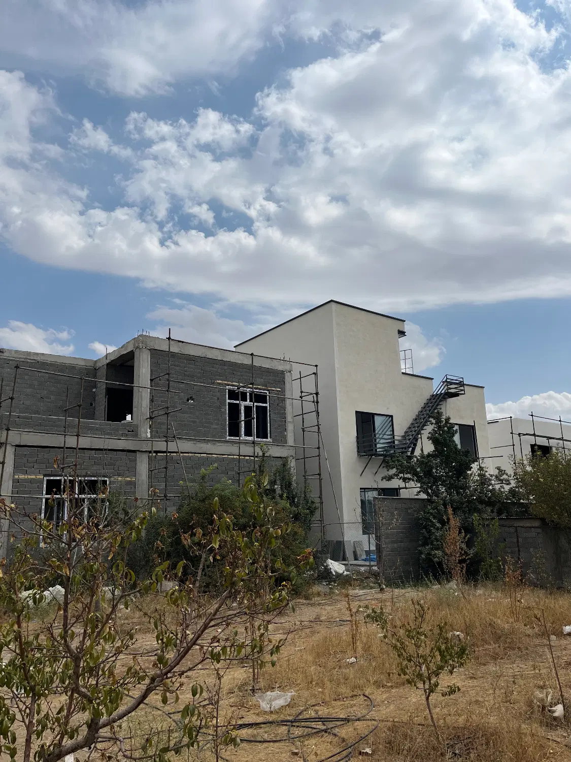 ۲۴۰مترزمین مناسب ساخت (دیوارشده)برق+آب دماوندجابان