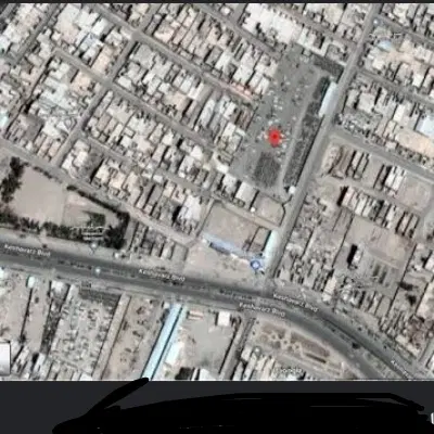 زمین در کشاورز