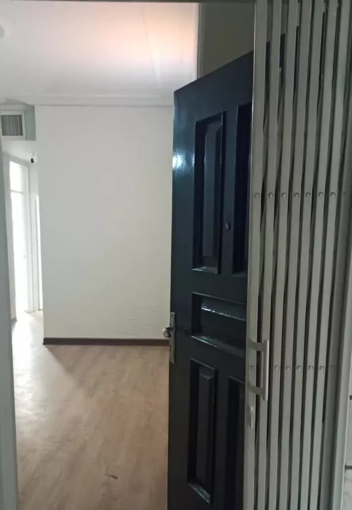 69 متر دوخواب حیاط اخنصاصی 20 متری فردوس غرب
