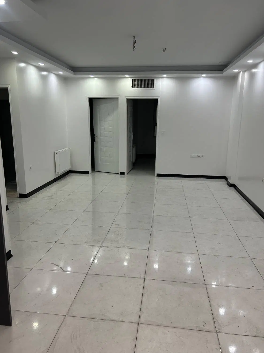 فروش یه واحداپارتمان درکلاک پایین