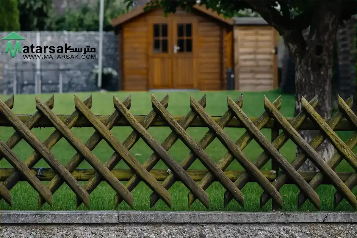 زمین حصار شده
