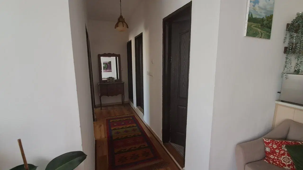 ۸۲ متری عرشیا عرصه خریداری شده با پارکینگ