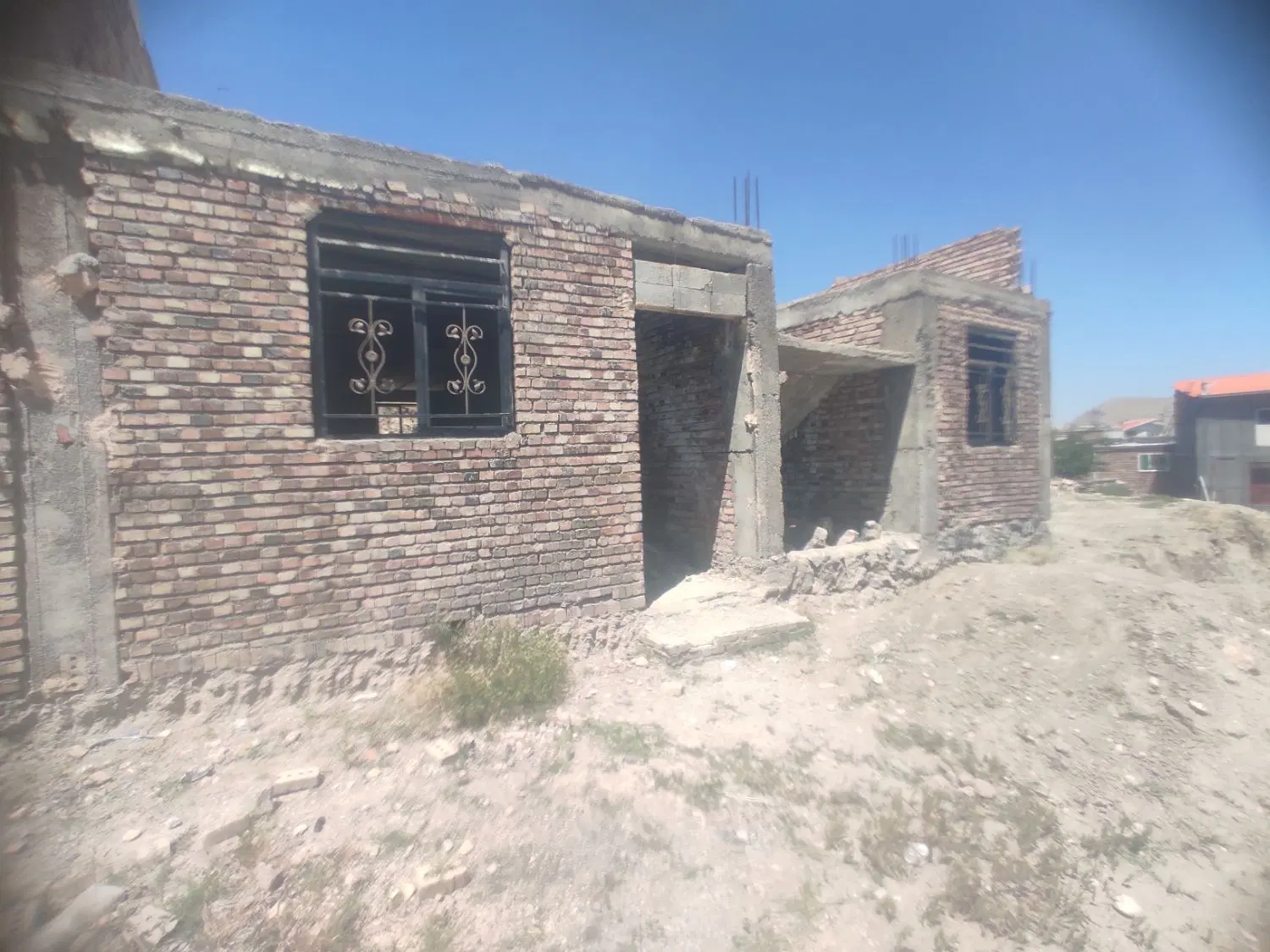 ساختمان در باغچه جوق قیمت زیر بازار