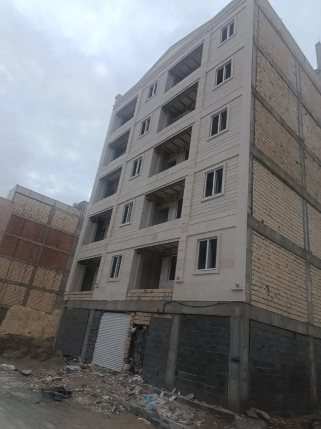 آپارتمان ۱۲۰متری