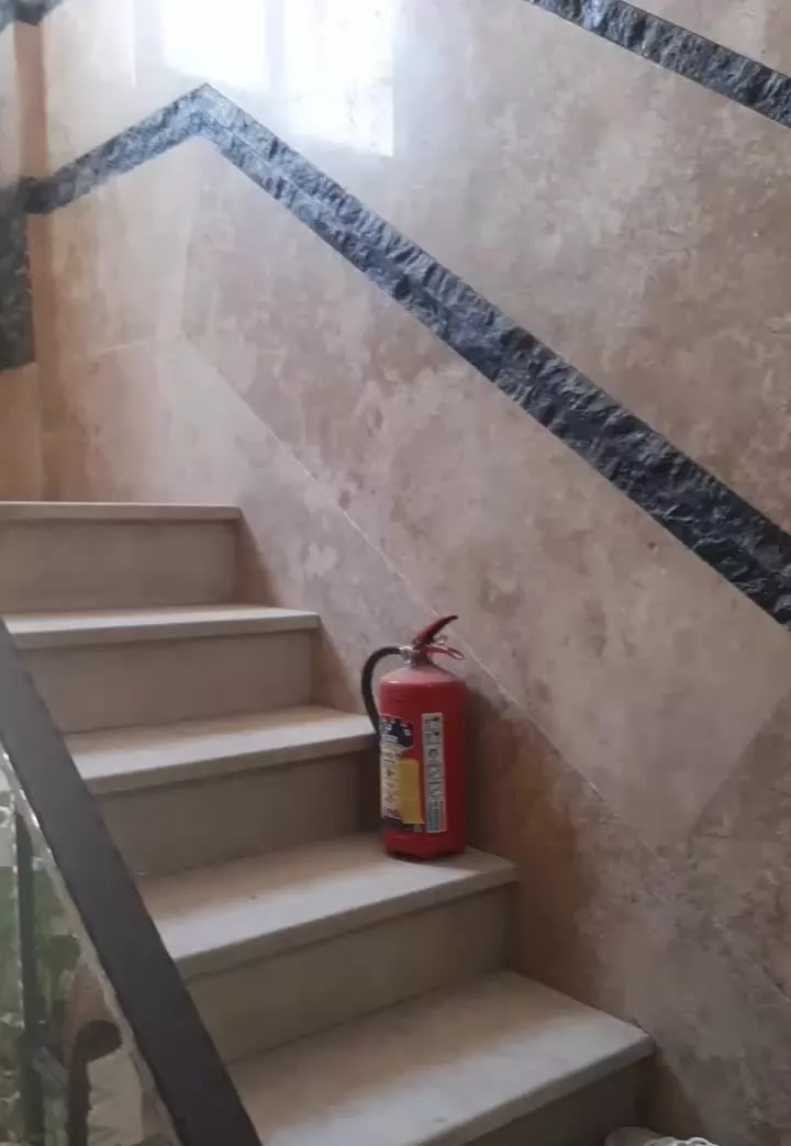 ۷۰ متر خیابان ژیان پناه