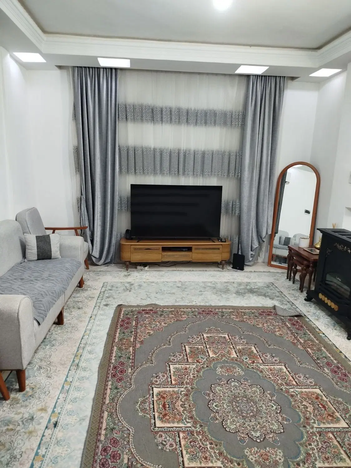 واحداپارتمان 80متری
