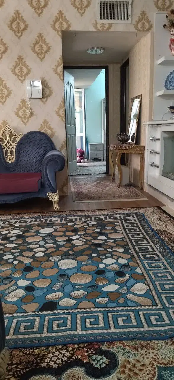 آپارتمان 75متر سازه بتنی.گلشهر  آوینی 57