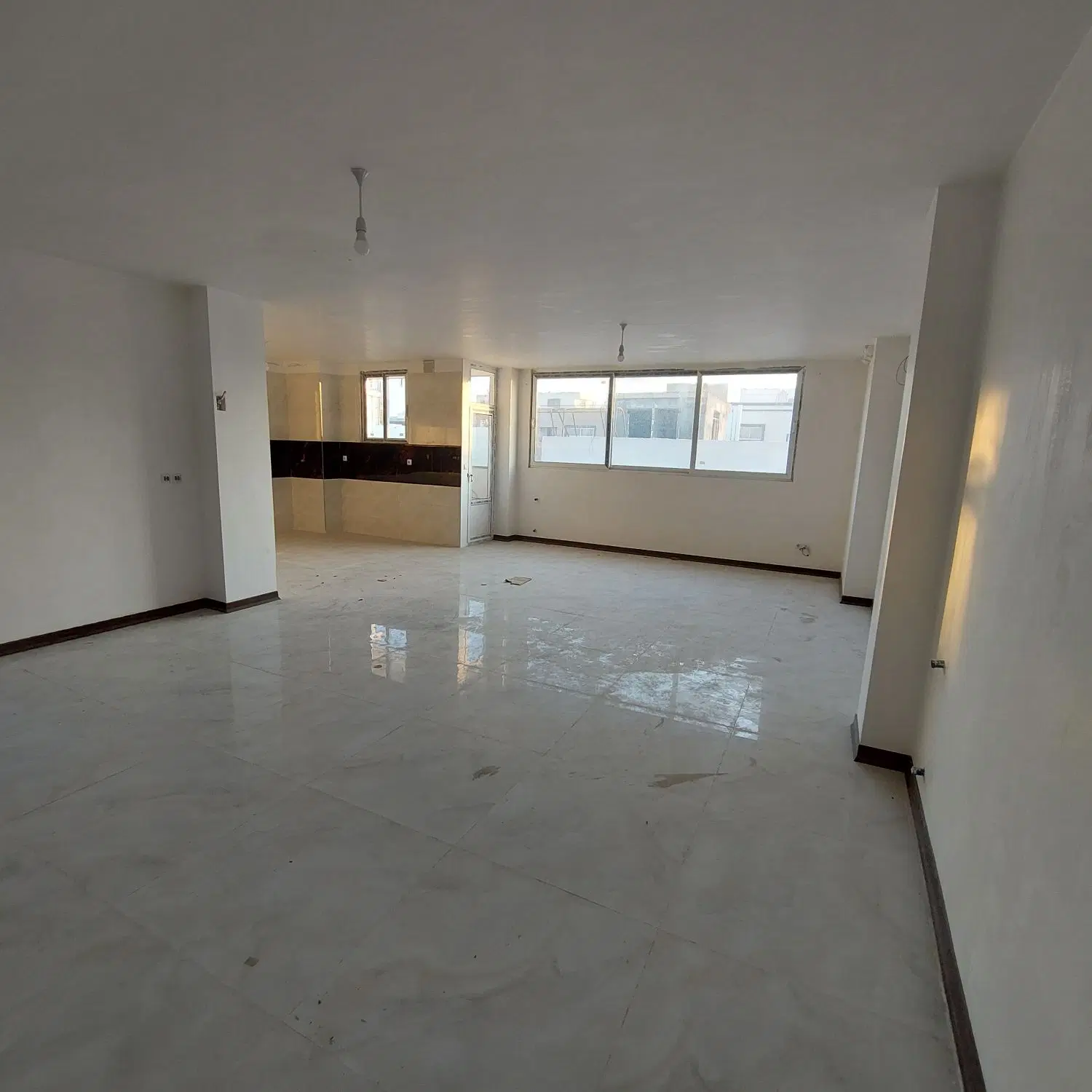 اپارتمان در بهارستان