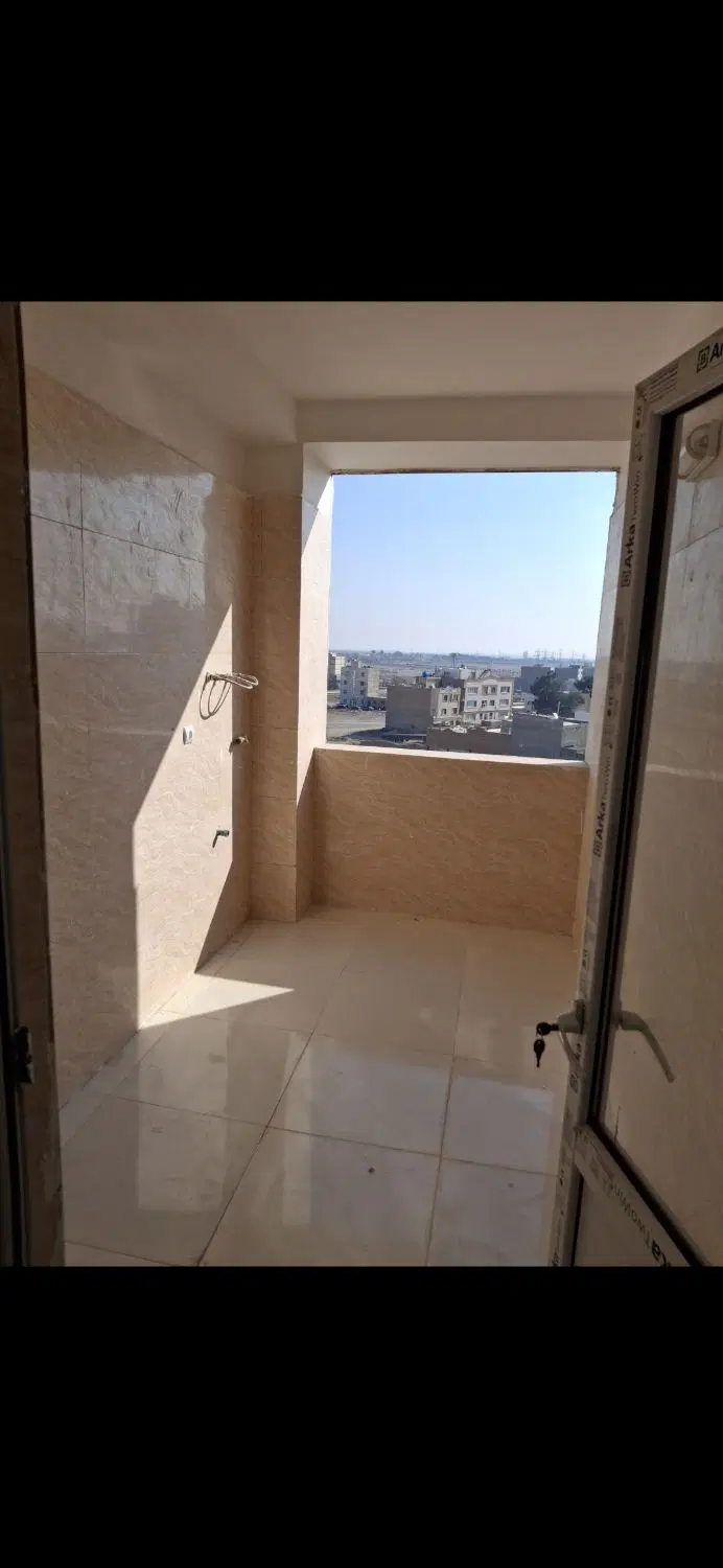 اپارتمان کلید نخورده۱۴۵متری