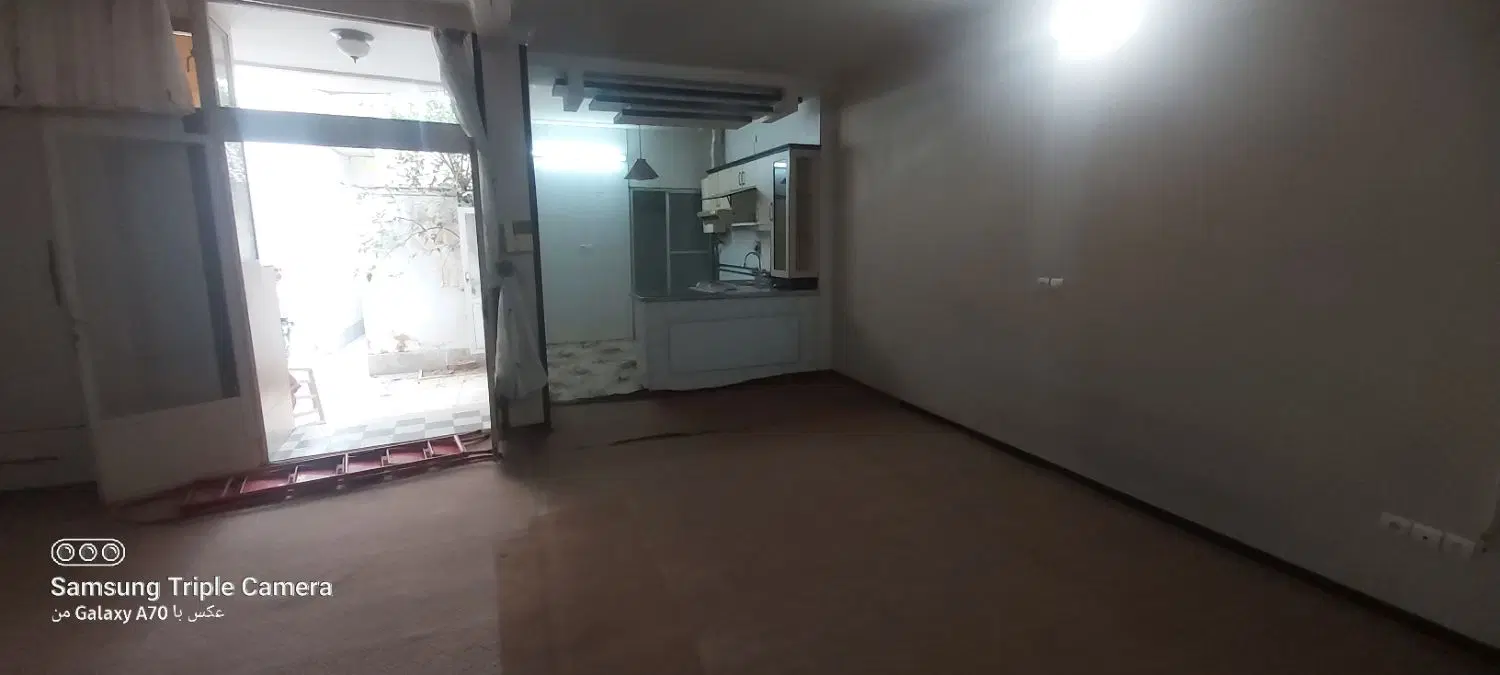 اجاره ویلایی دربست  ۱۰۰ مترحمزه شمالی