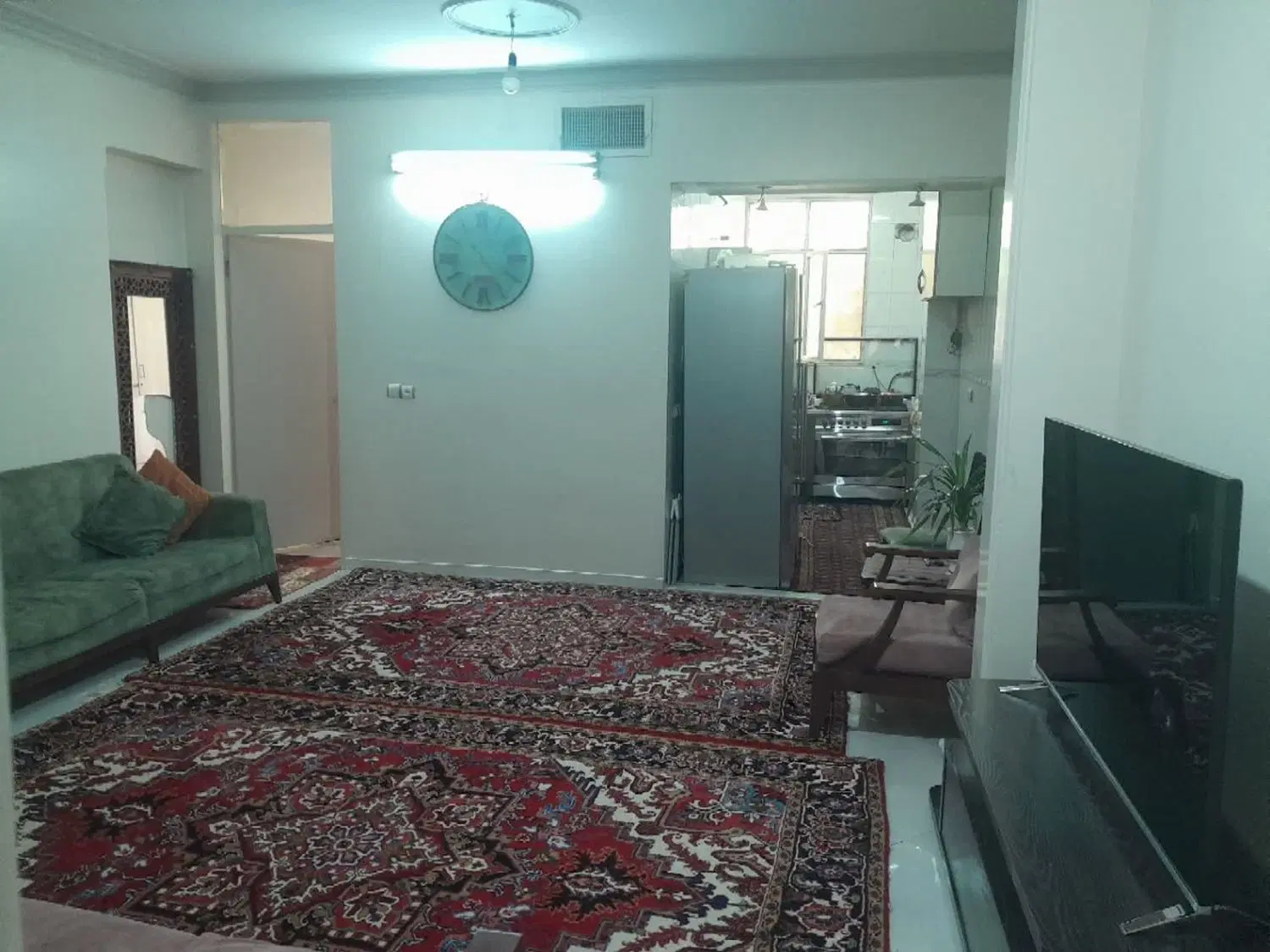 اجاره سه طبقه واحد مسکونی