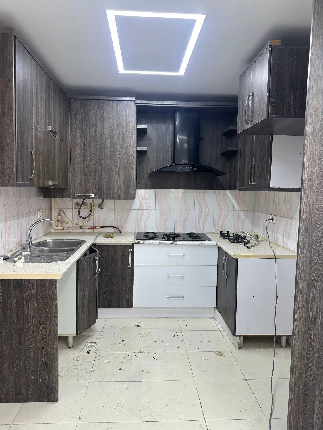 آپارتمان ۷۵ متری فول دیزاین شهرک ابریشم