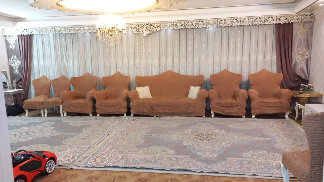 تک واحدی دو نبش
