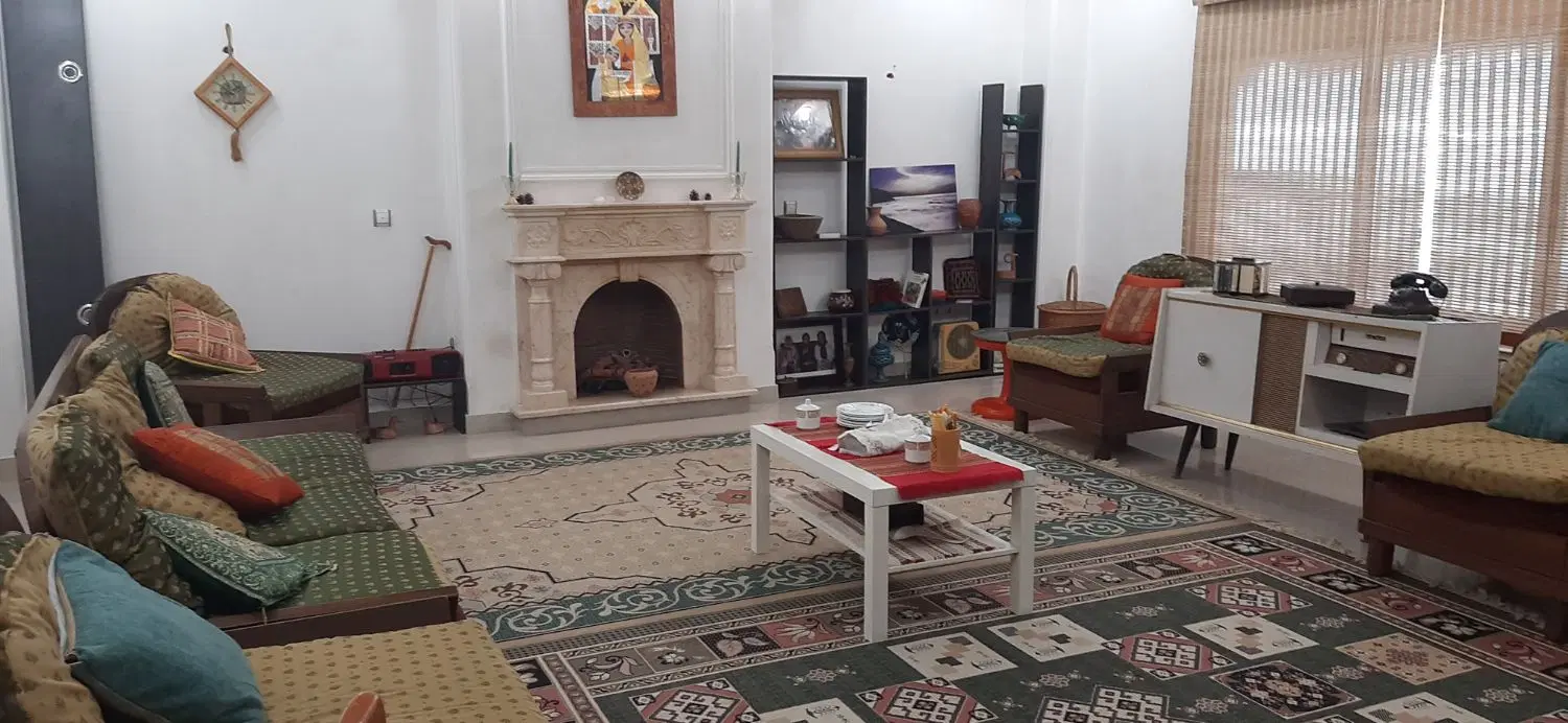۱۲۰ متری ۲ خواب ،میرزای شیرازی