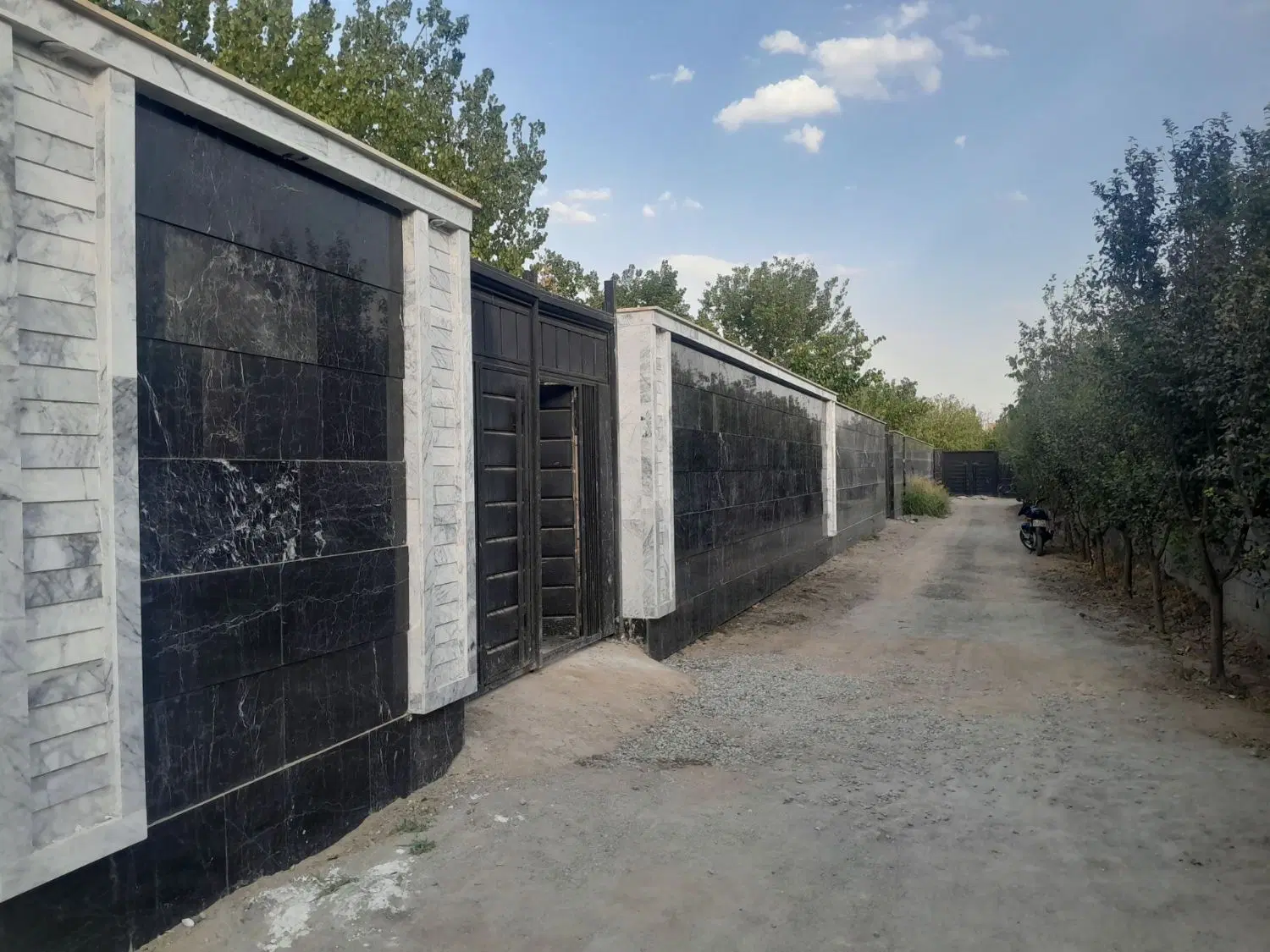 باغچه 316متری،سنددار(خوشنام)