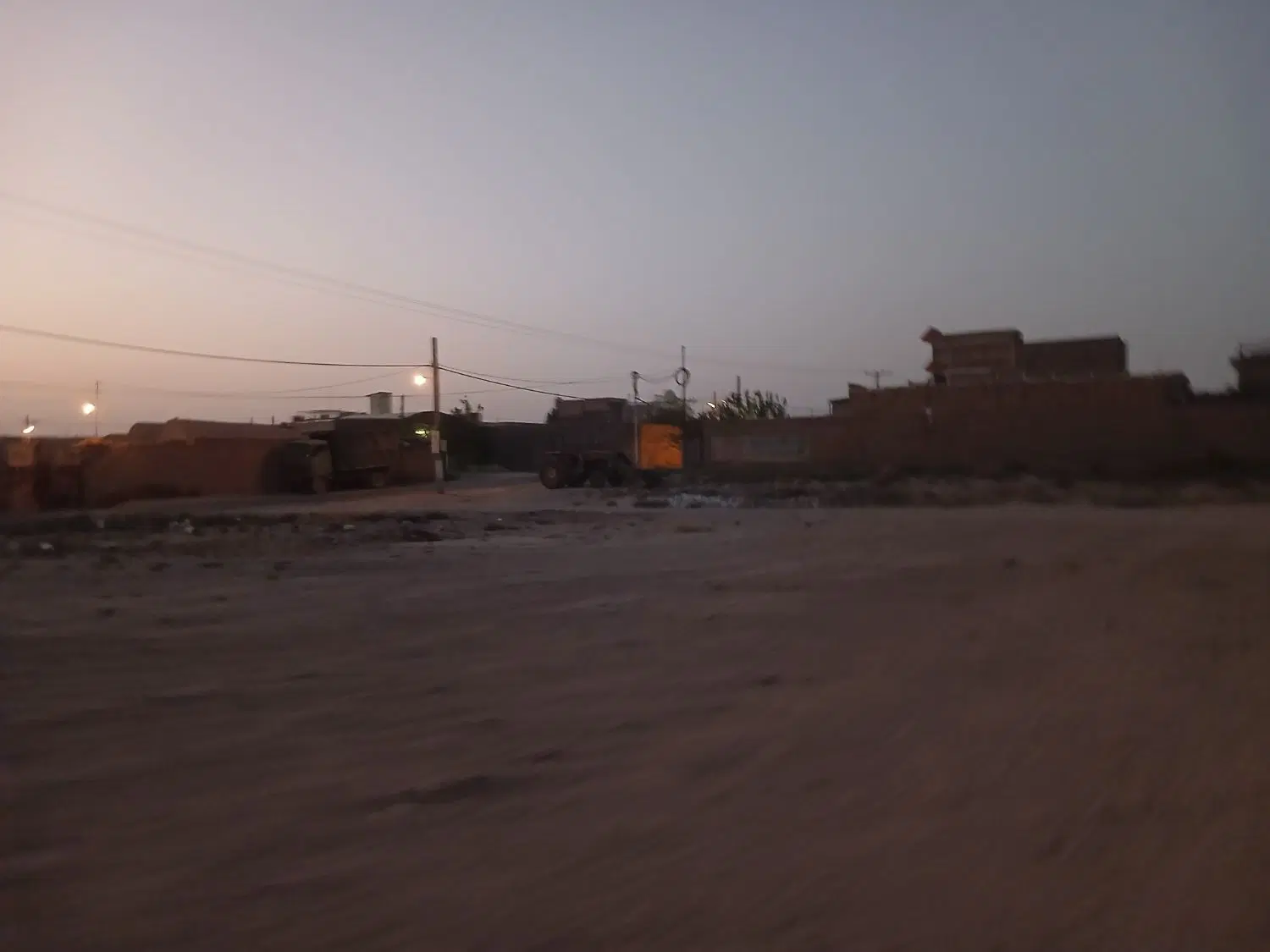 زمین لب بافت
