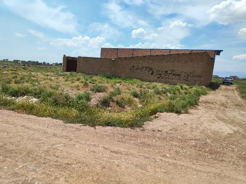 زمین سه نبش داخل طرح