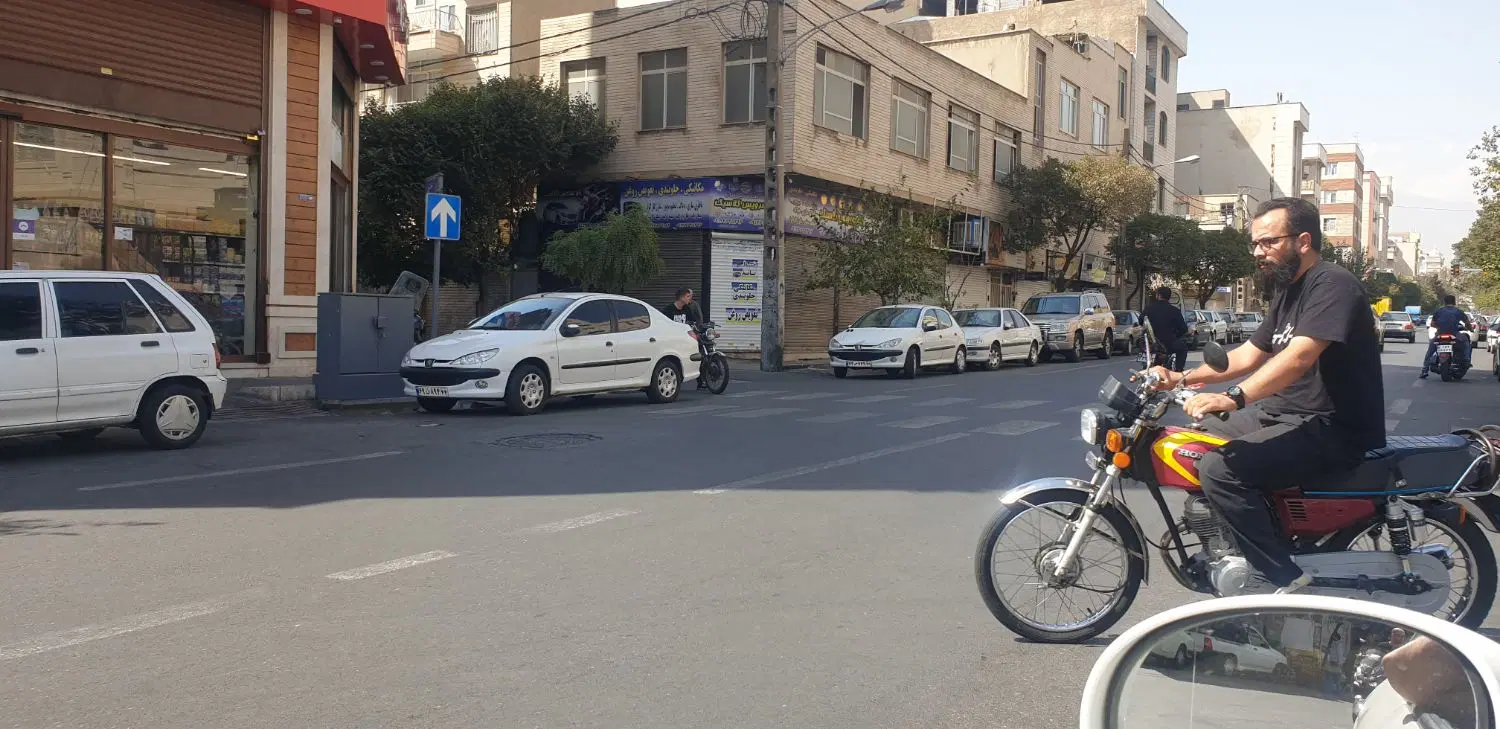 ۵ دهنه مغازه ۵۶متر سر نبش، منطقه،پیروزی،کریمشاهیان